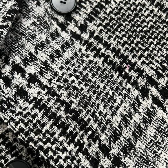 NWT APPARALEL CROPPED BLACK & WHITE JACKET‎ SIZE XL - Picture 9 of 9